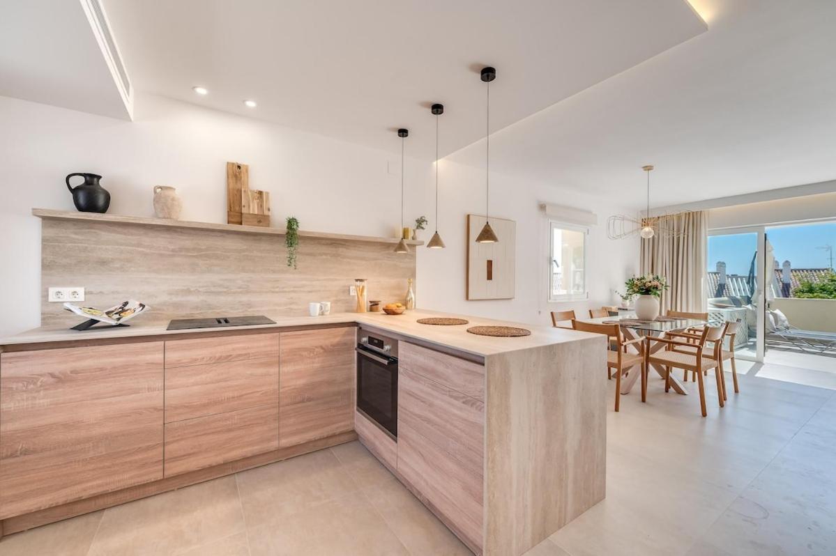 New Modern Townhouse In Marbella