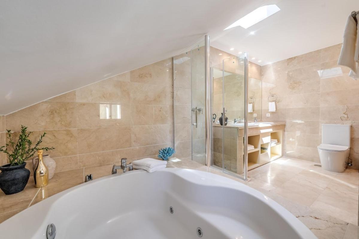 New Modern Townhouse In Appartement Marbella