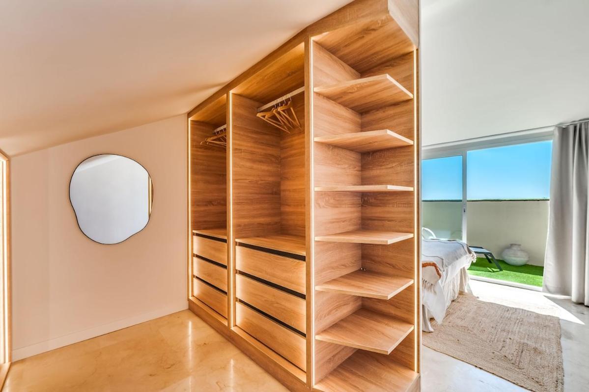 New Modern Townhouse In Appartement *