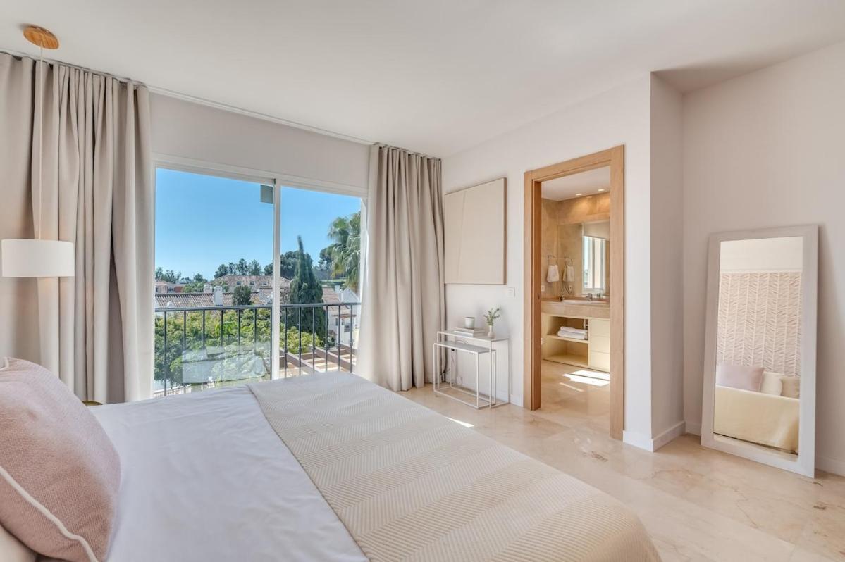 New Modern Townhouse In